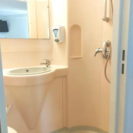 Отель Fasthotel Перпиньан